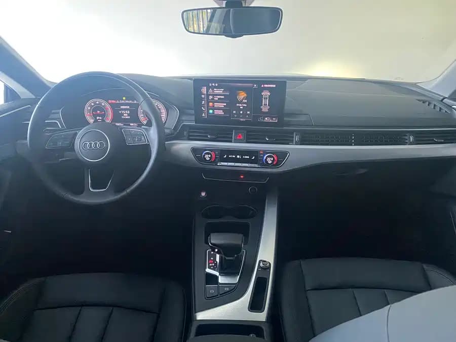 Audi A5 - фото 8