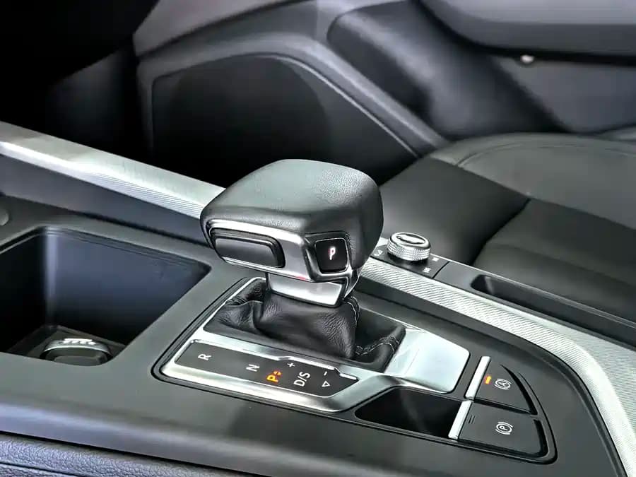 Audi A5 - фото 8