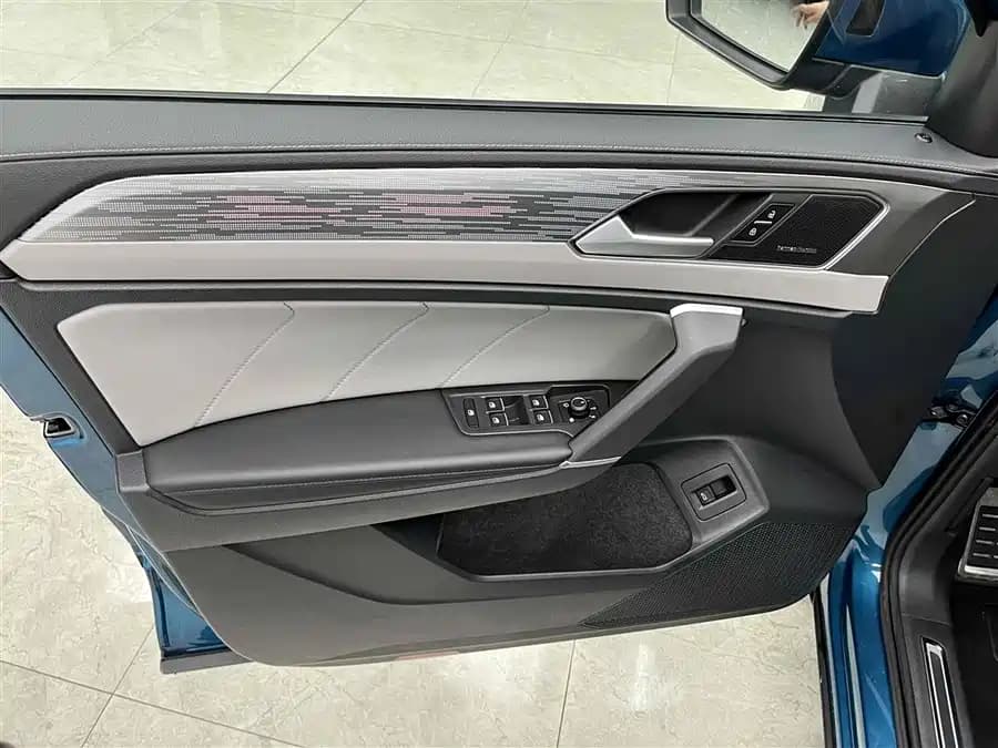 Volkswagen Tayron - фото 11