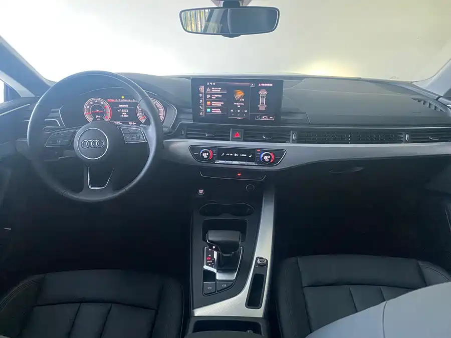 Audi A5 - фото 8