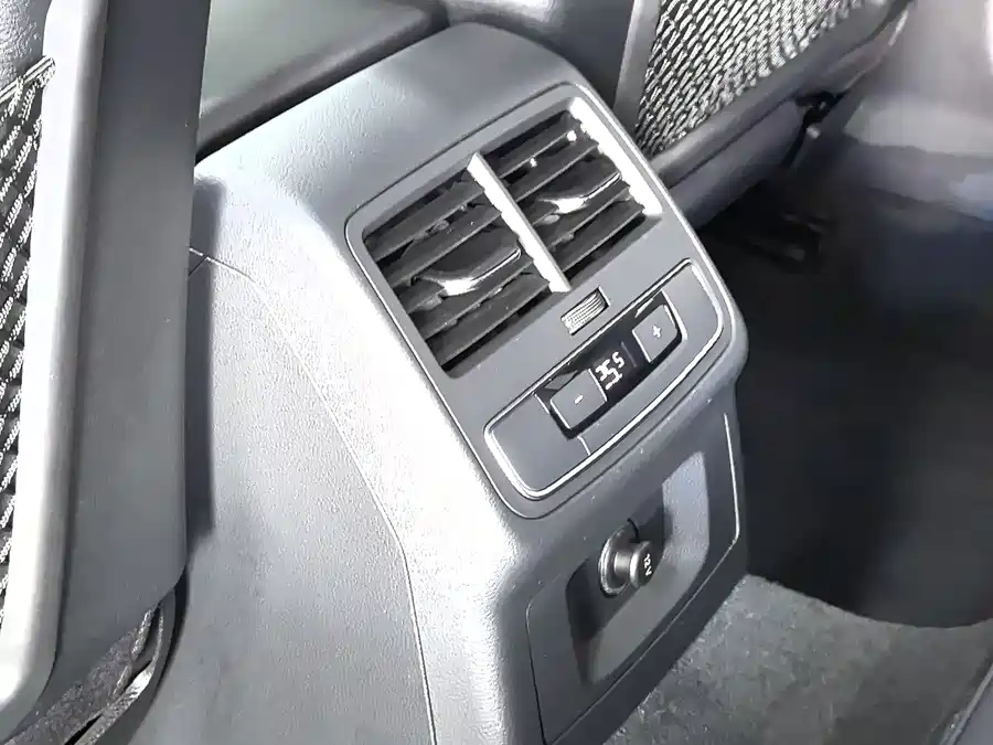 Audi A5 - фото 10