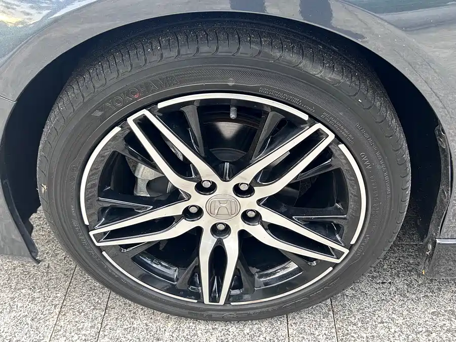 Honda Accord - фото 10